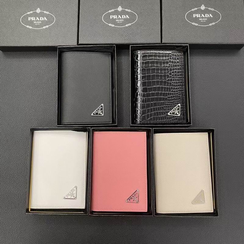 Prada Card Bag 10.3X14.2cm 21